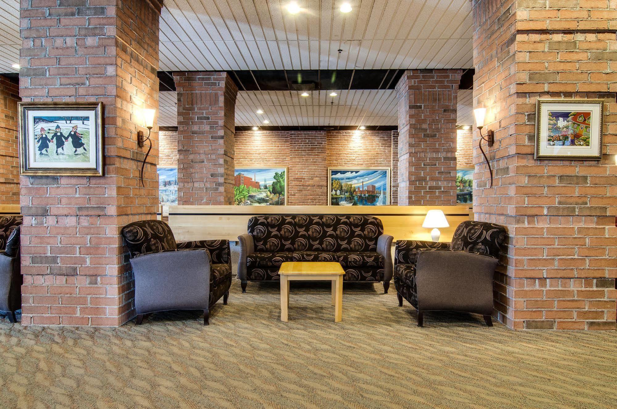 Hotel Moco Salaberry-de-Valleyfield Exterior photo